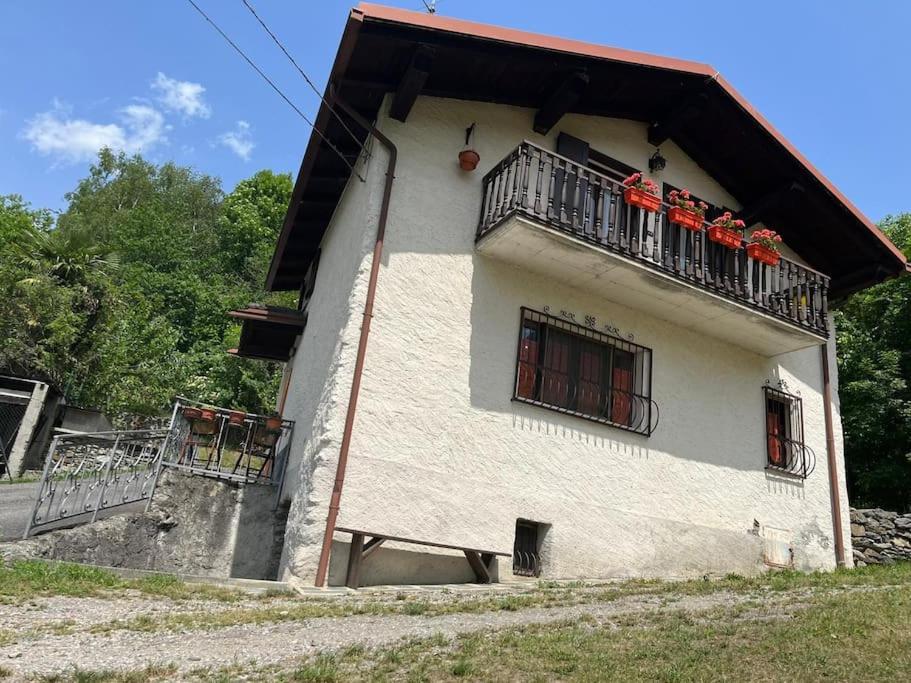 La Casetta Delle Nuvole Mazzo di Valtellina Exterior photo